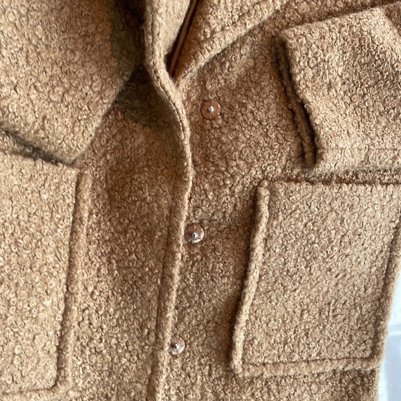 UGG Hattie Long Oversized Teddy Coat. Camel color. Size M. - Picture 3 of 5